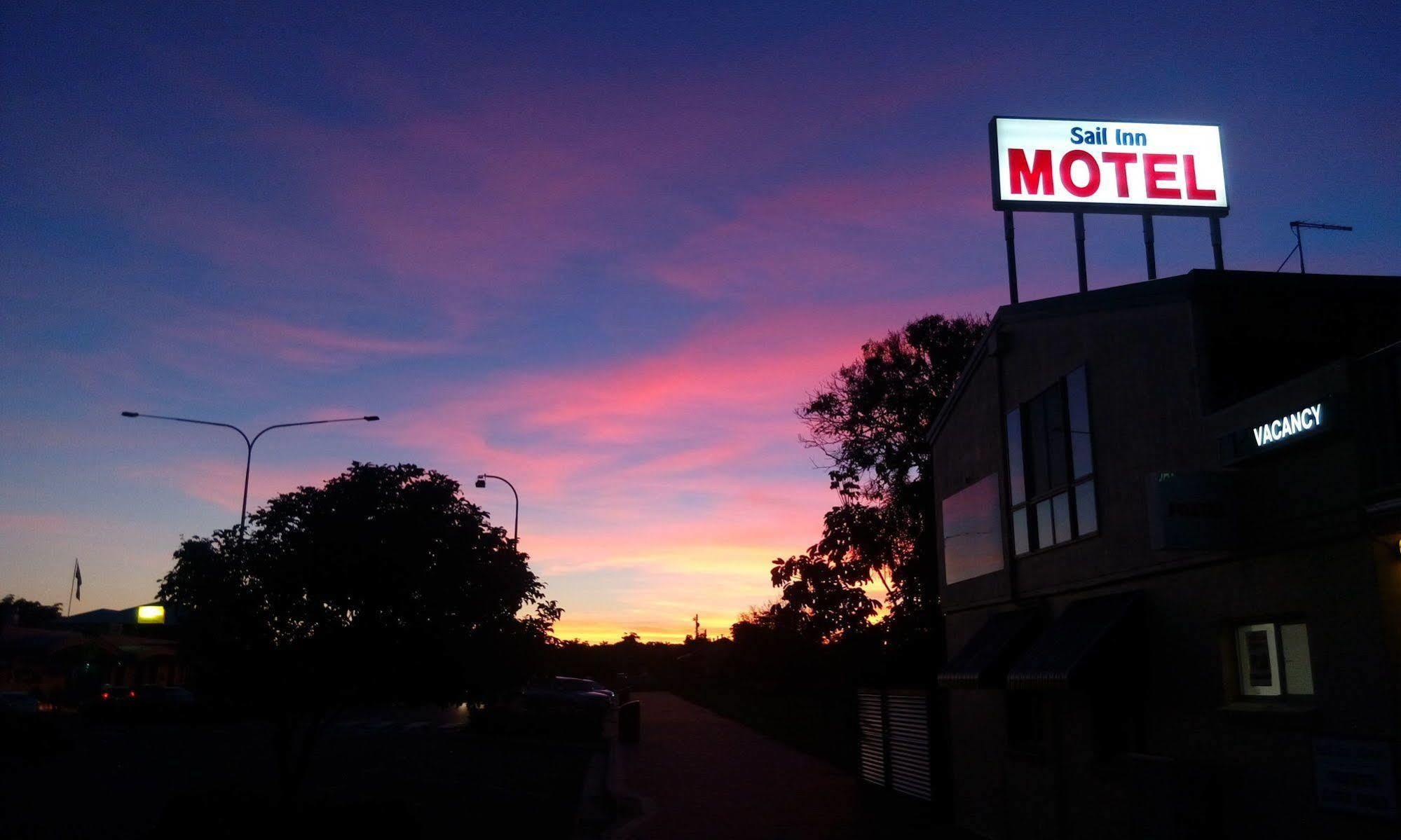 Sail Inn Motel Yeppoon Exterior photo